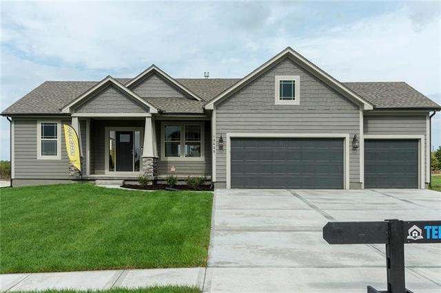 19608 W 198th St, Spring Hill, KS 66083 - photo 1