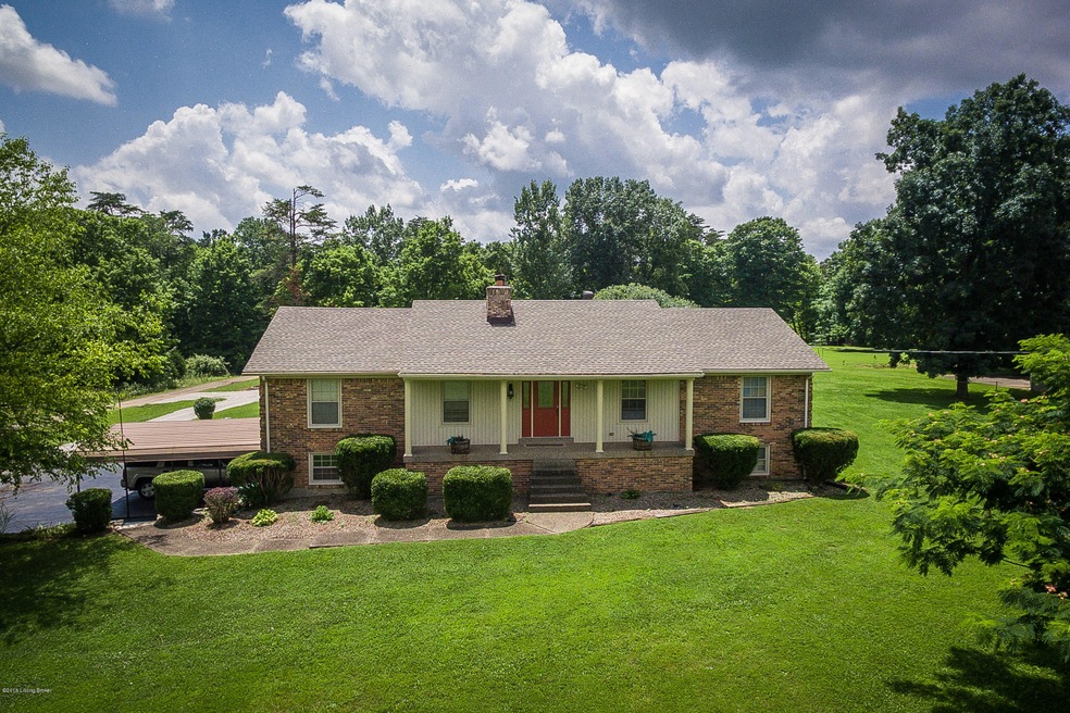 2736 Armstrong Ln, Mount Washington, KY 40047 - photo 1