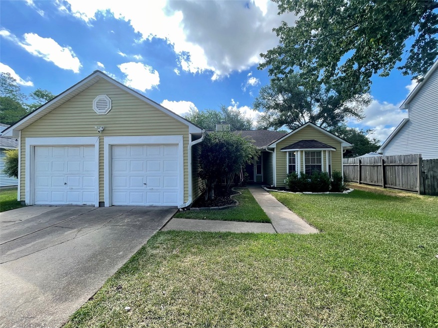 8542 Lake Crystal Dr, Houston, TX 77095 - photo 1