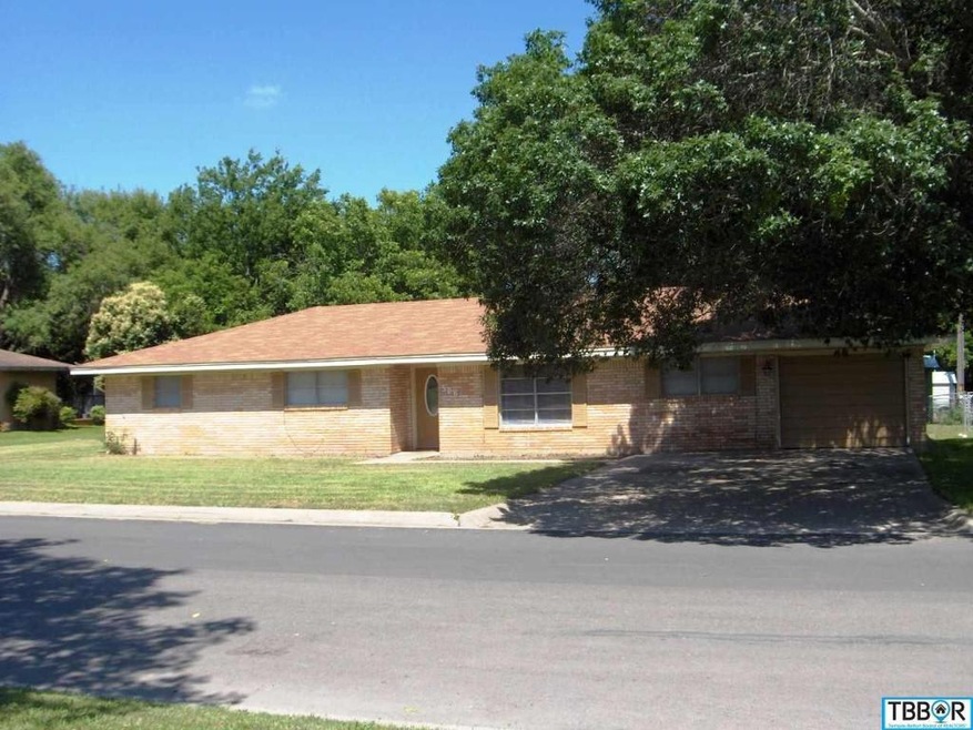 506 S College Ave, Troy, TX 76579 - photo 1