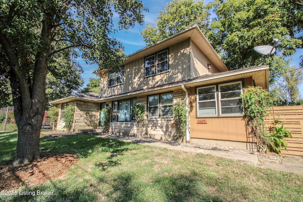 Under Contract $375,000 • Co-Listing Agent