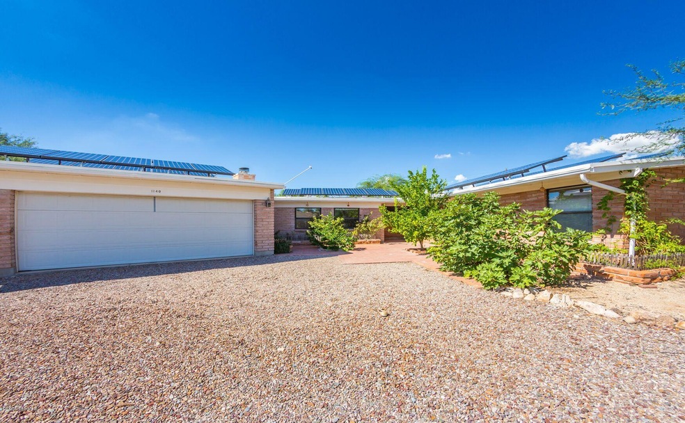 1140 San Lucas F Front 1