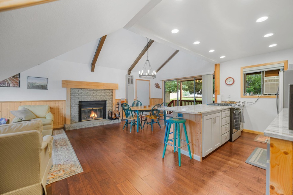 938 E Spring Creek Ln, Pine Valley, UT 84781 - photo 1