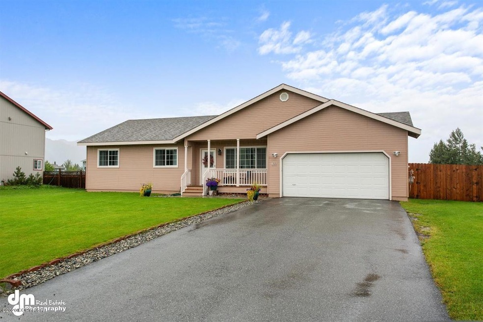 822 N. Angus Loop