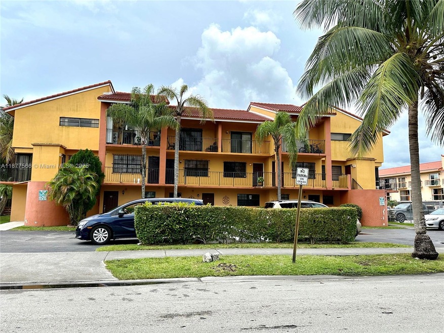 2582 W 56th St unit 201, Hialeah, FL 33016 - photo 1