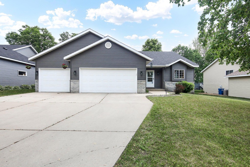 810 Allisons Mead, Sauk Rapids, MN 56379 For Sale