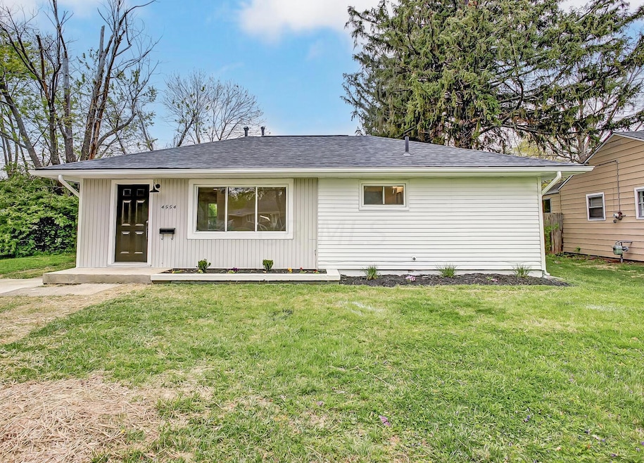4554 Grimsby Rd, Columbus, OH 43227 - photo 1