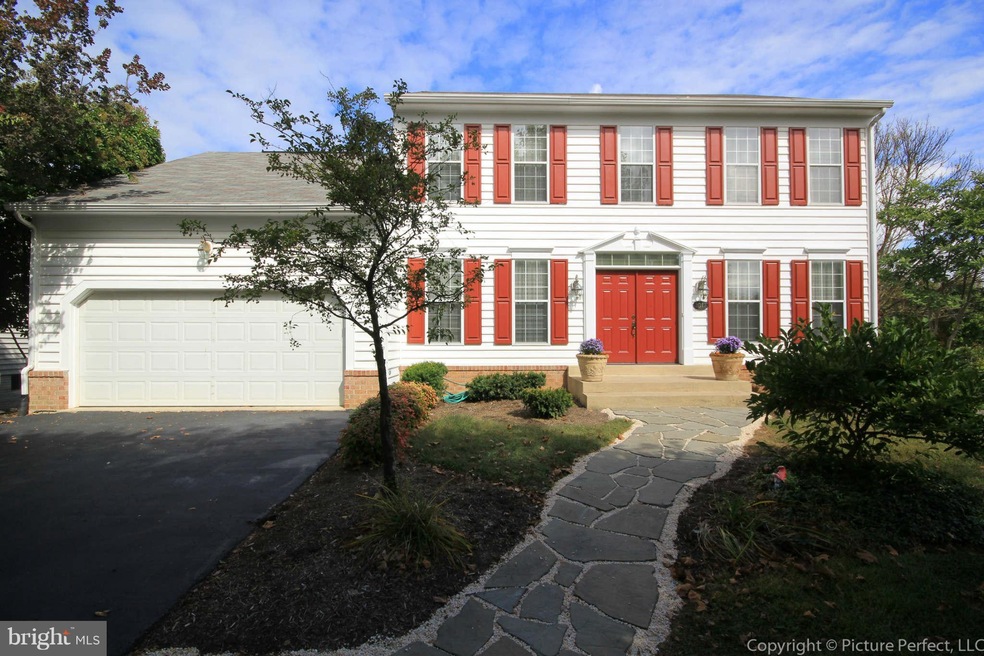 1017 Dulaney Mill Dr, Frederick, MD 21702 - photo 1