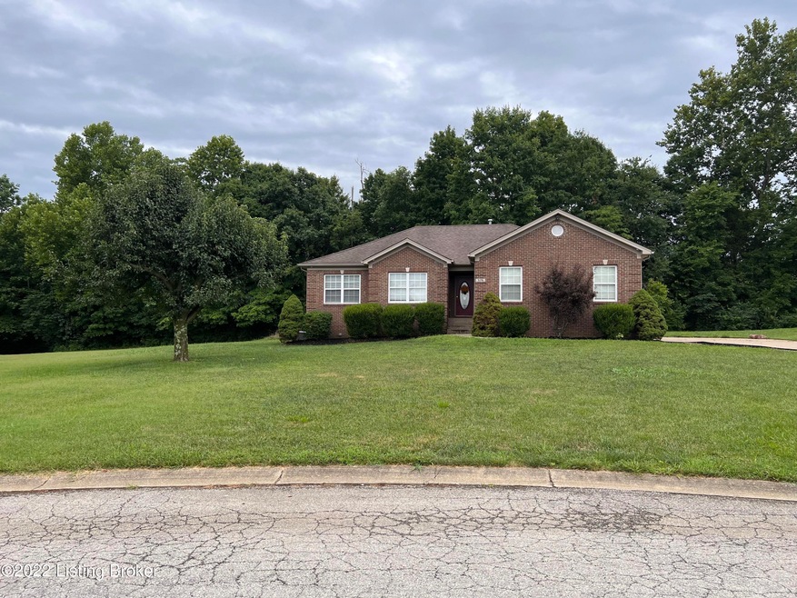 576 Helmwood Cir, Mount Washington, KY 40047 - photo 1