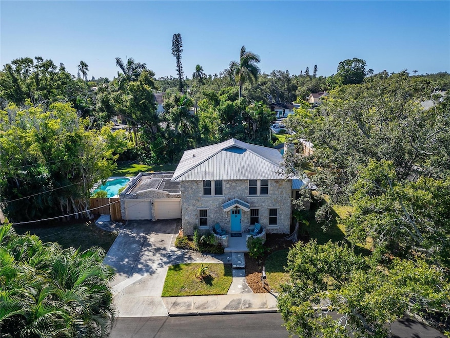 1933 3rd Ave W, Bradenton, FL 34205 - photo 1