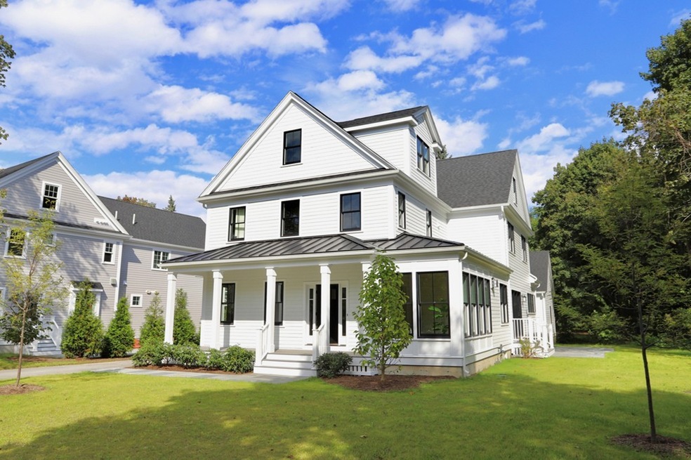 33 Riverdale Cir, Concord, MA 01742 - photo 1