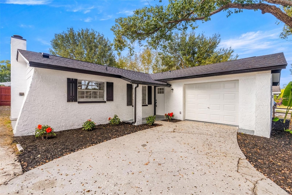 1514 Stonehaven Way, Tarpon Springs, FL 34689 - photo 1