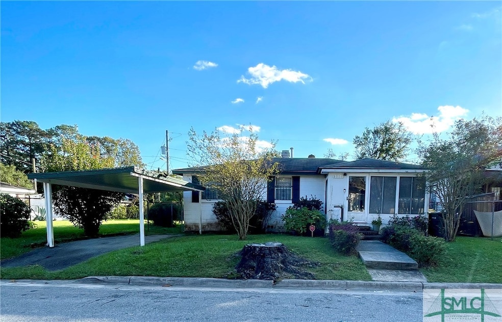 1229 E Bolton St, Savannah, GA 31404 - photo 1