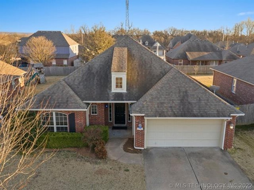 2717 W Pensacola St, Broken Arrow, OK 74011 - photo 1