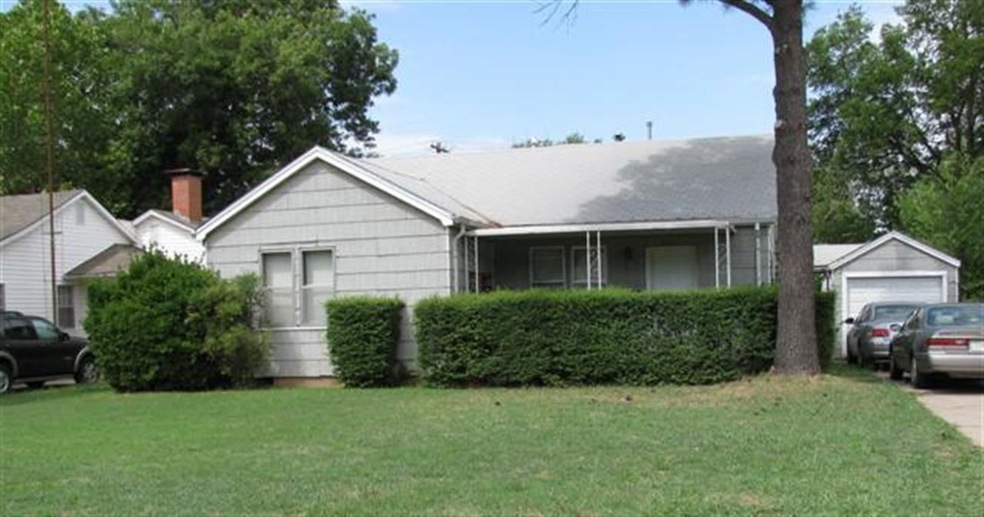 1111 N Grand Blvd, Duncan, OK 73533 - photo 1