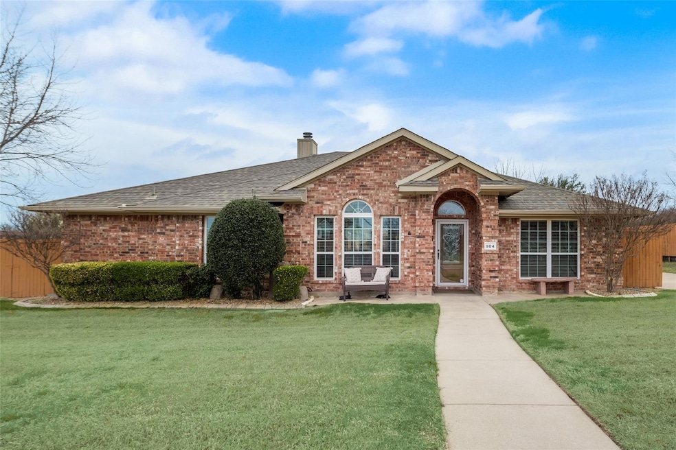 904 Foxwood Ln, Wylie, TX 75098 - photo 1