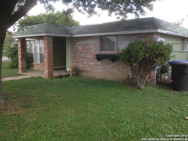 5739 Stiffkey Dr, San Antonio, TX 78228 - photo 1