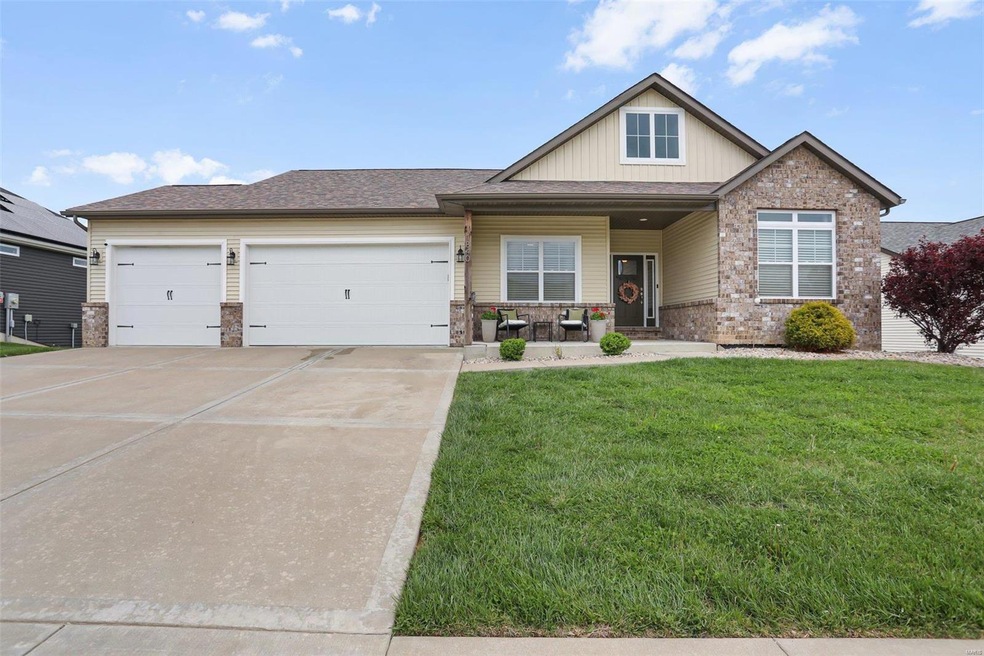 1840 Crimson Oak Dr, Maryville, IL 62062 - photo 1