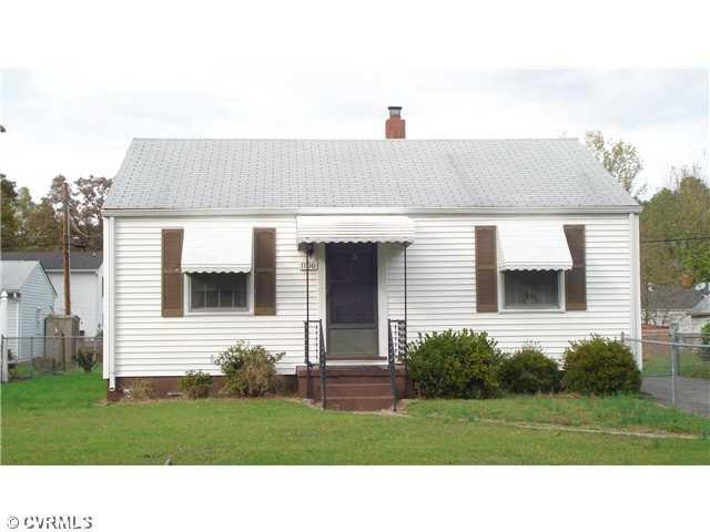 Exterior Front - Charming bungalow with low mainte