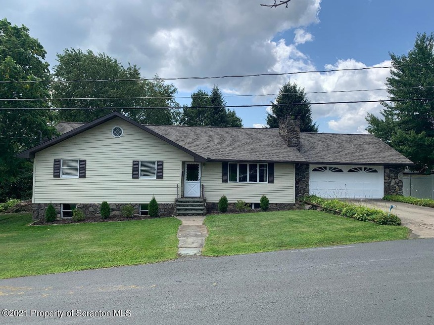 1125 Dean St, Archbald, PA 18403 - photo 1