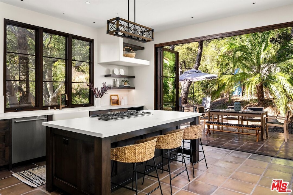 unlisted-address, Santa Barbara, CA 93108 - photo 1