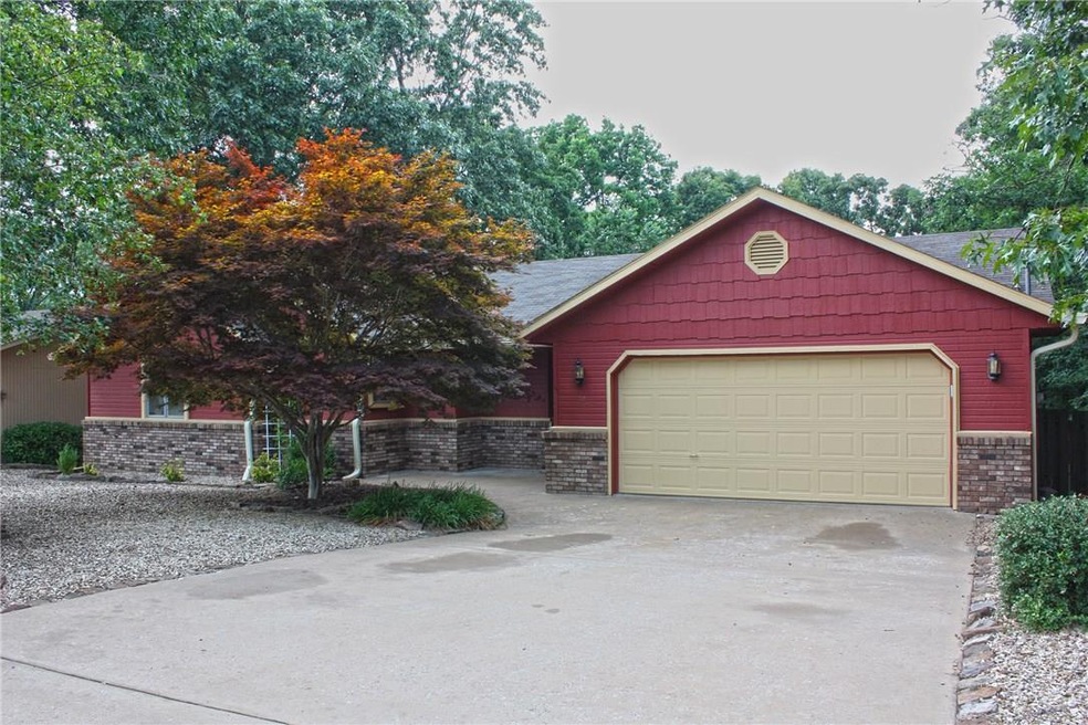 32 Lonsdale Dr, Bella Vista, AR 72715 - photo 1