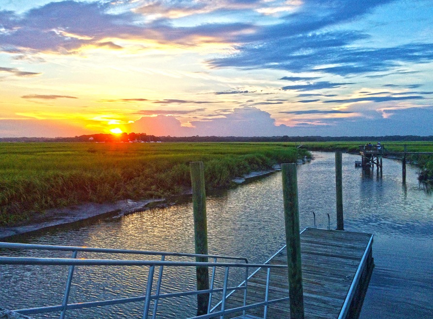 Dock picPerBB_origLrgSz_519C185D-DEBE-49