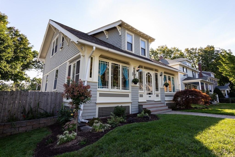 27 Hadwen Rd, Worcester, MA 01602 - photo 1