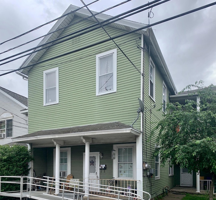 228 N Main St, Taylor, PA 18517 - photo 1