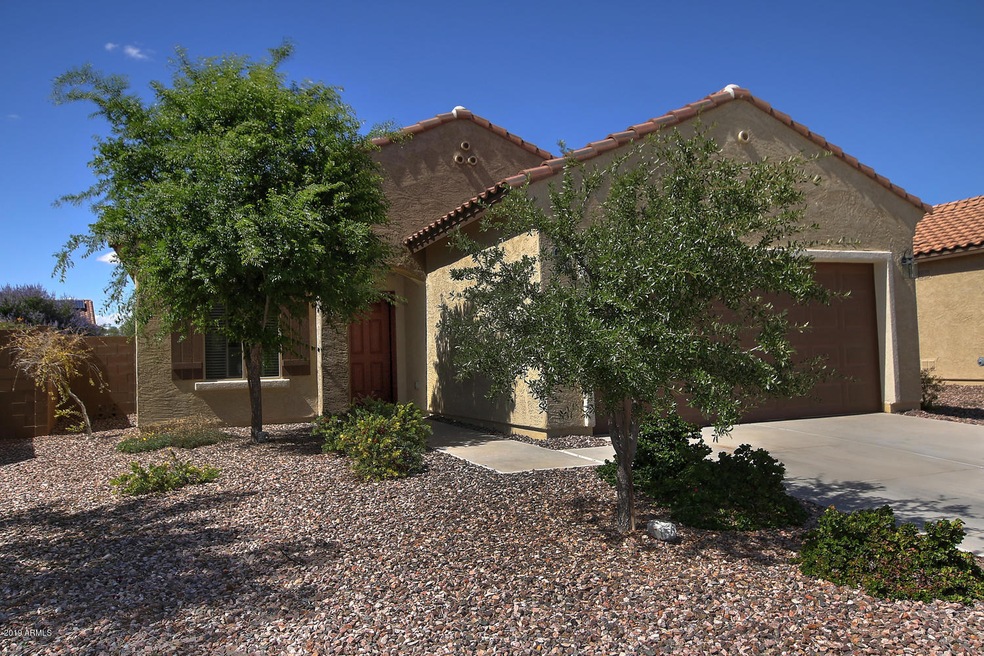 6548 W Congressional Way-large-001-14-Si