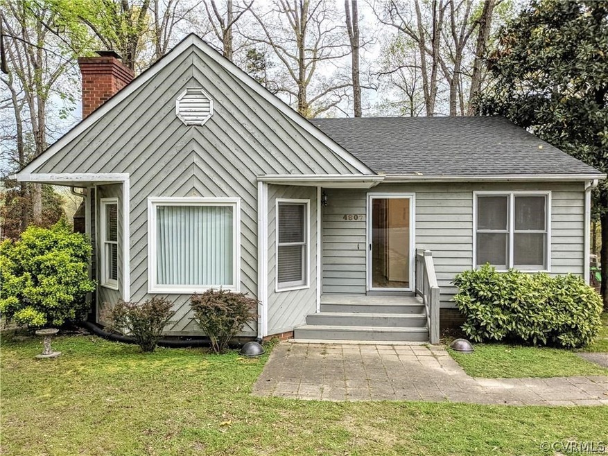 4807 Mason Hollow Dr, North Chesterfield, VA 23234 - photo 1