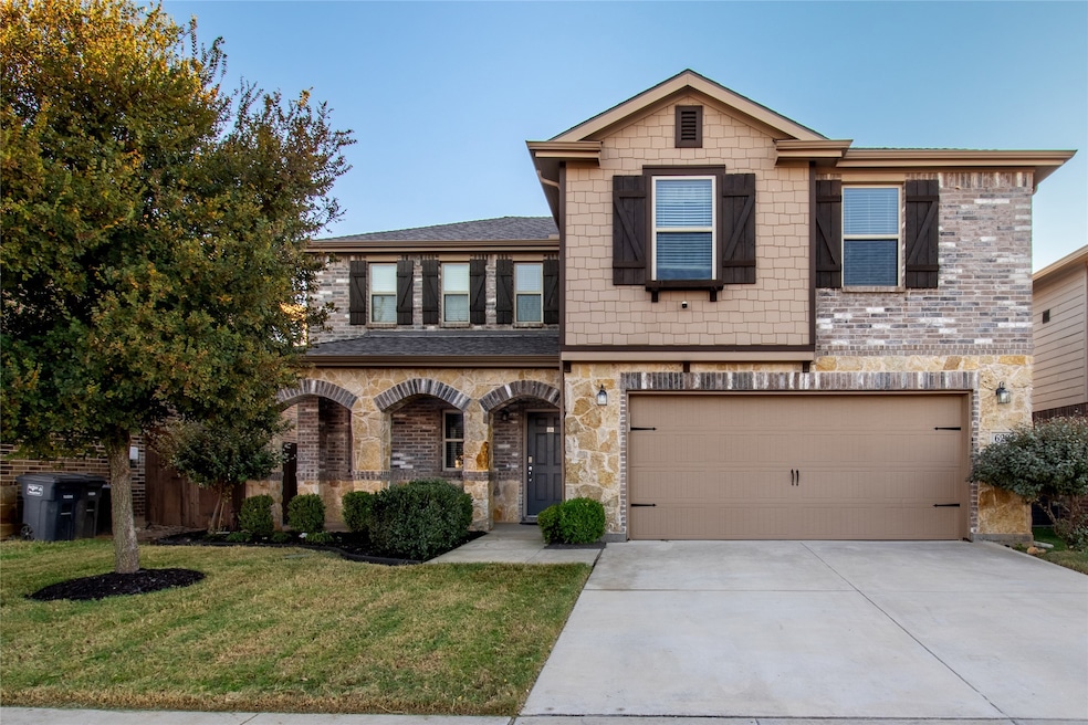 Craftsman inspired home featuring a beautiful covered front porch