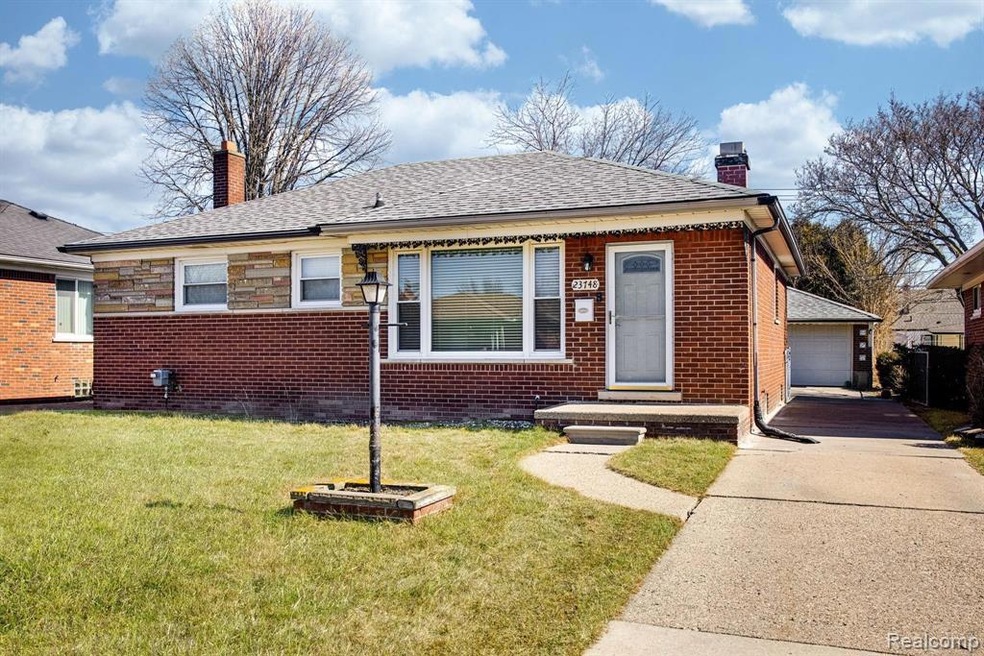 23748 Wilmot Avenue - exteriors-1.jpg