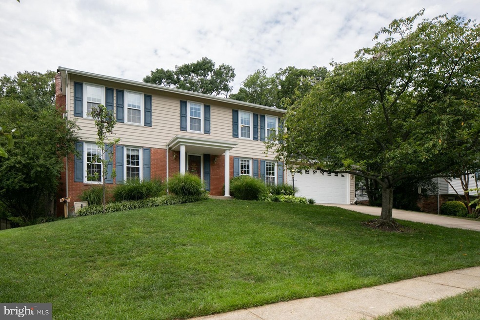 4922 Gadsen Dr, Fairfax, VA 22032 - photo 1