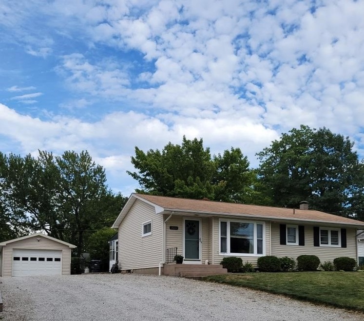 3503 Hampshire Rd, Erie, PA 16506 - photo 1