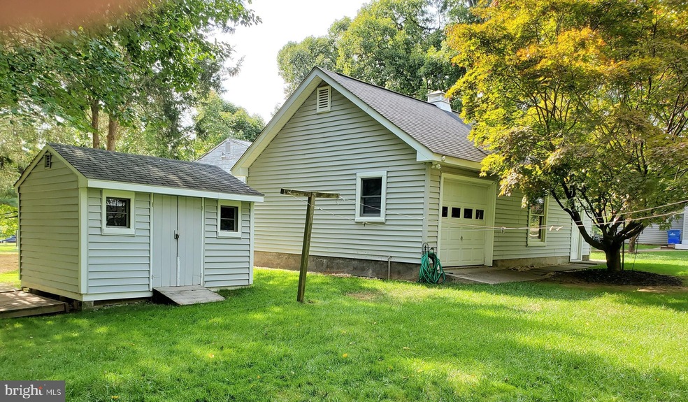 8630 Oakmont St, Gaithersburg, MD 20877 - photo 1