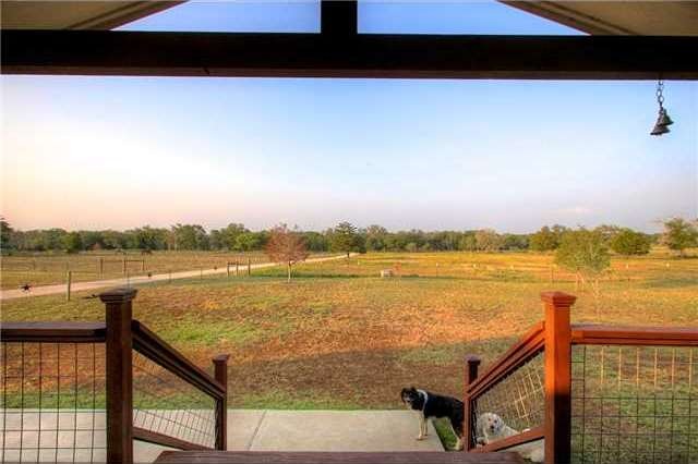View : Front porch view! Morning coffee and relax!