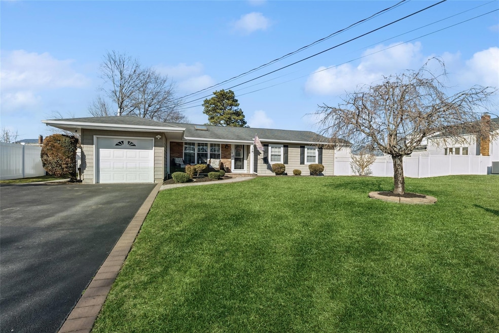 Sold $750,000 • Co-Listing Agent