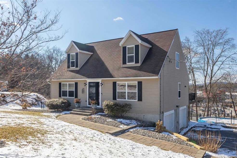 15 Mountain View Rd, Poughkeepsie, NY 12603 - photo 1