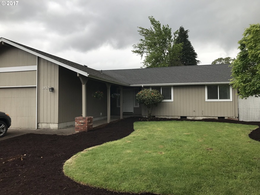 1932 Shiloh St, Eugene, OR 97401 - photo 1