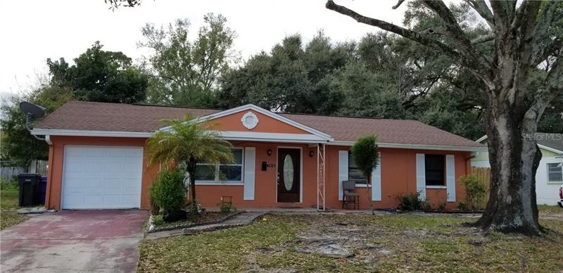 7916 W Elm St, Tampa, FL 33615 - photo 1