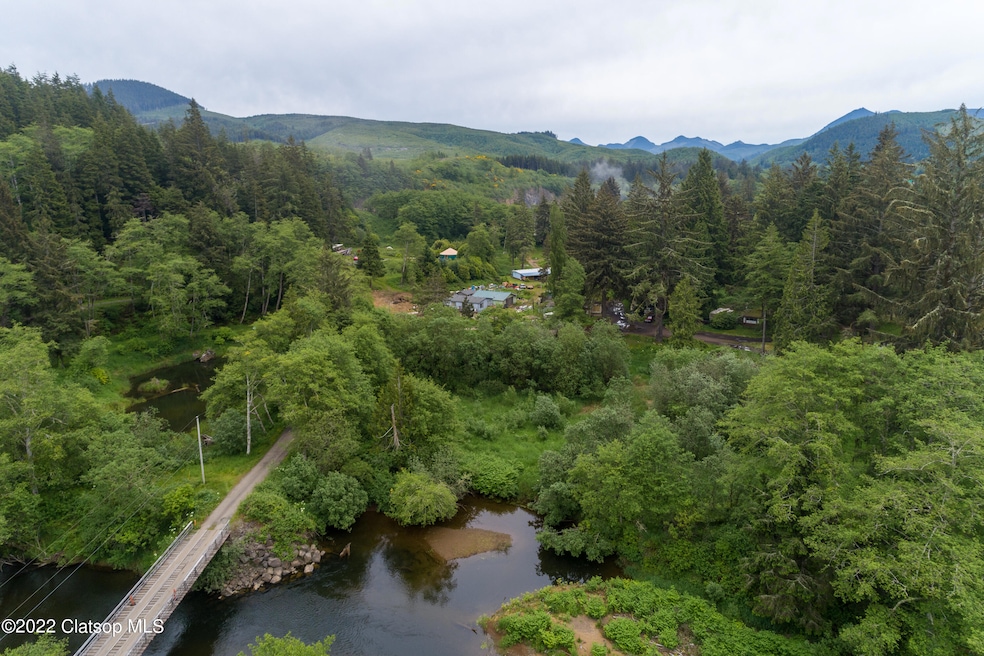 85203 Us-101, Seaside, OR 97103 - photo 1