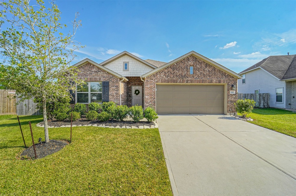 1185 Colt Creek Ct, Alvin, TX 77511 - photo 1