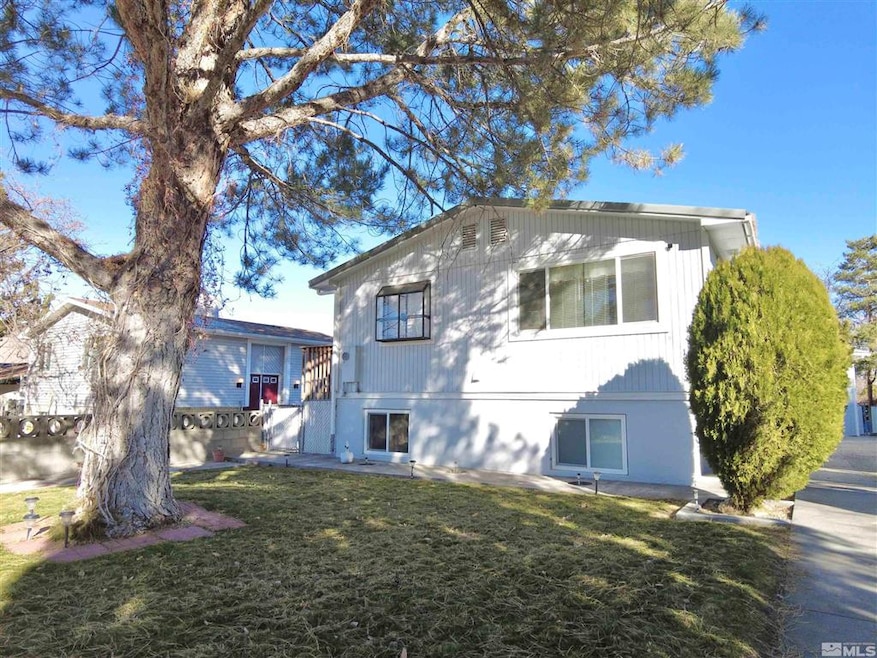 1855 Harmony Rd, Winnemucca, NV 89445 - photo 1