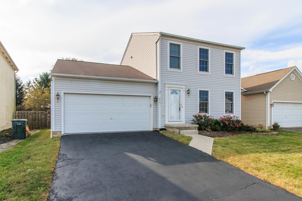 6701 Laburnum Dr, Canal Winchester, OH 43110 - photo 1