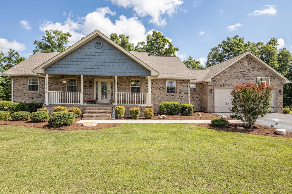 572 Colby Cir, Crossville, TN 38571 - photo 1