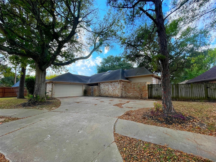 6518 Tico Dr, Houston, TX 77083 - photo 1