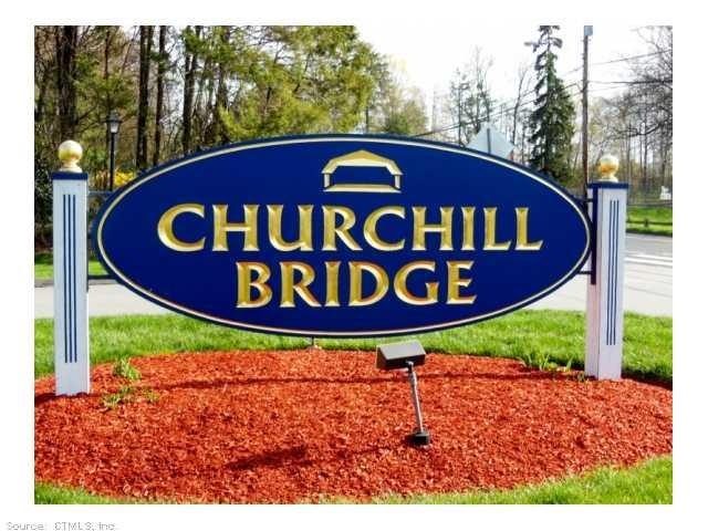 196 Churchill Dr unit 196, Newington, CT 06111 - photo 1