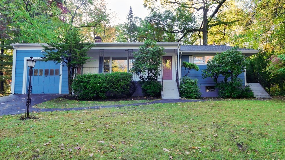 Sold $772,000 • Co-Listing Agent