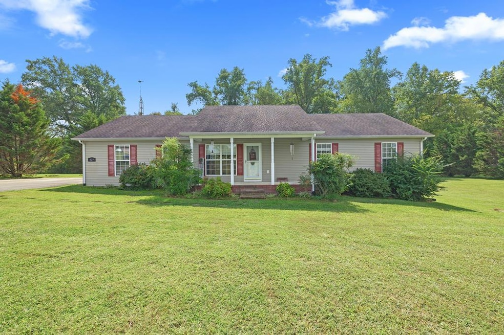 627 Cindy Dr, Cookeville, TN 38506 - photo 1